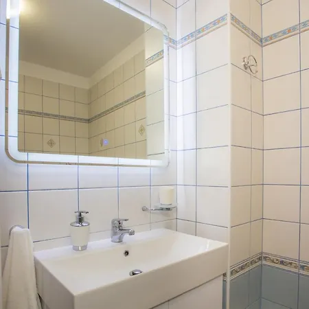 Bela Apartment *
